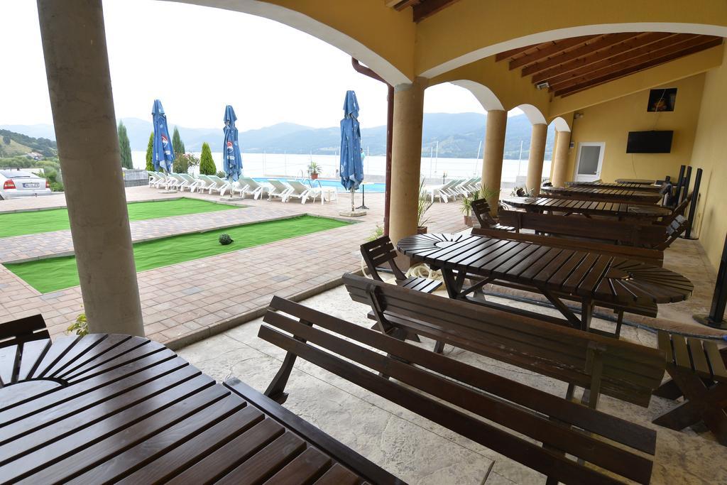 Casa Marina Hotel Eselnita Ngoại thất bức ảnh