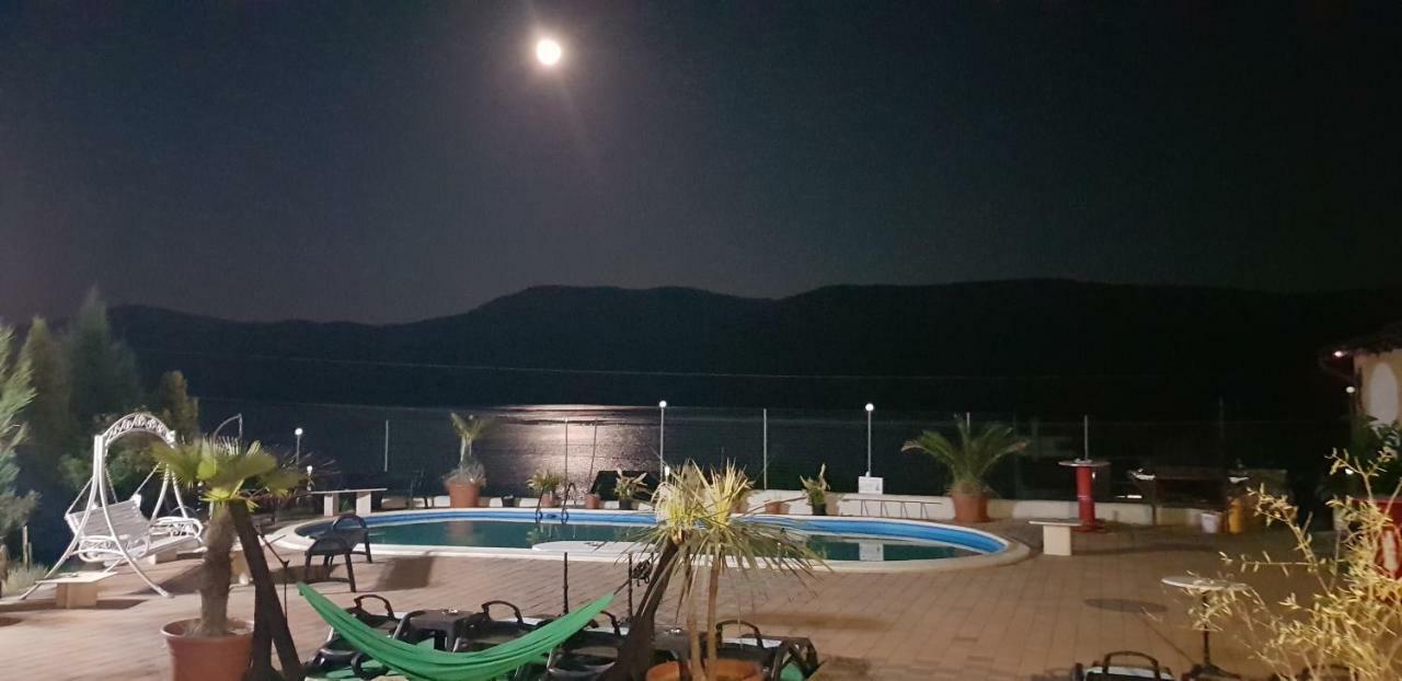 Casa Marina Hotel Eselnita Ngoại thất bức ảnh